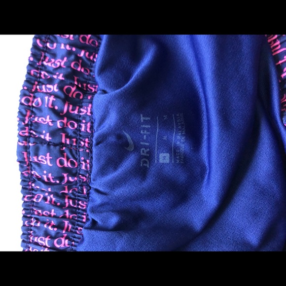 Nike running shorts - Picture 4 of 4